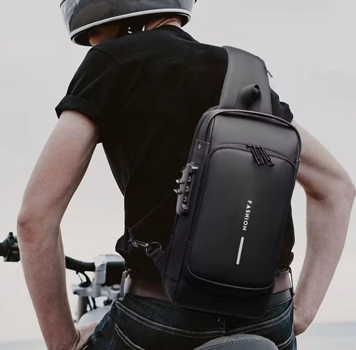 Mochila Antirrobo Con Puerto Usb NEGRO